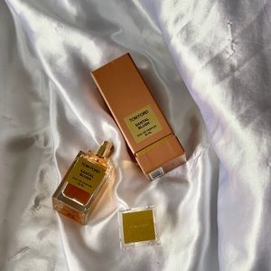Coveted Tom Ford Santal Blush fragrance